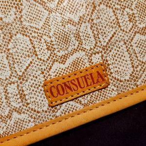 Consuela Pouch